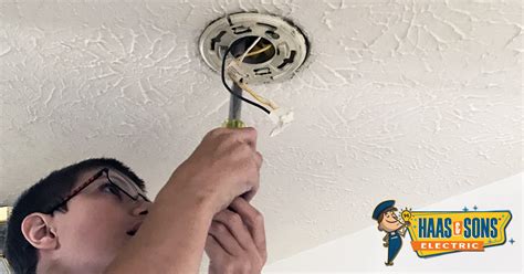 do smoke detedtors need electrical box|How To Install Hardwired Smoke Detector Step by Step .